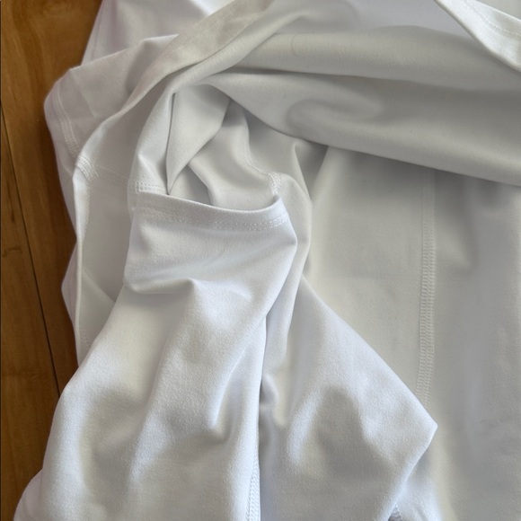 Beyond Yoga White Sleeveless Mini Dress. Yoga material with built in shorts - Picture 3 of 5